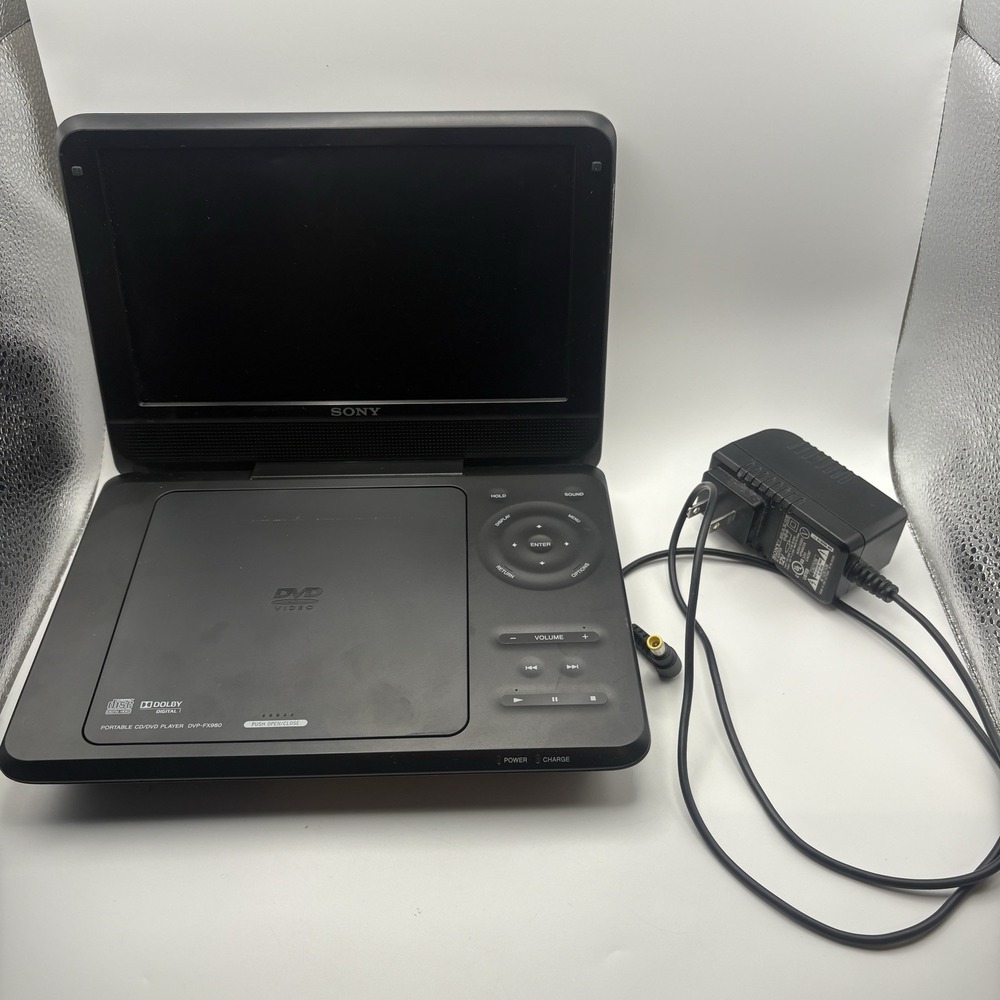 Sony DVP-FX980 Portable DVD Player 9 Inch Widescreen CD MP3 Black WORKS W/ Cord